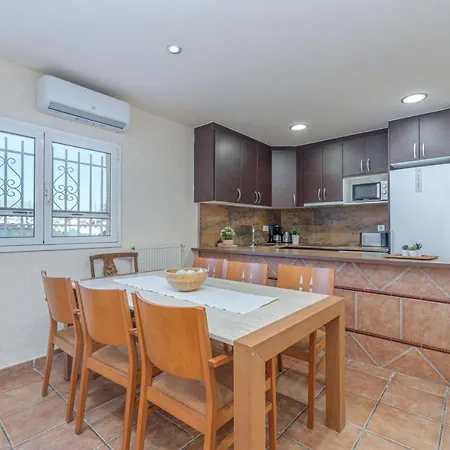 בית נופש Goldhome - Carlit - Casa 9 Habitaciones, Piscina Privada, Sala De Juegos אמפוריבראבה