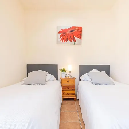 Goldhome - Carlit - Casa 9 Habitaciones, Piscina Privada, Sala De Juegos בית נופש
